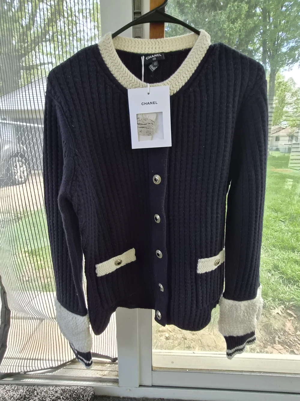 Chanel Women's Navy and Cream Ribbed Button Cardigan